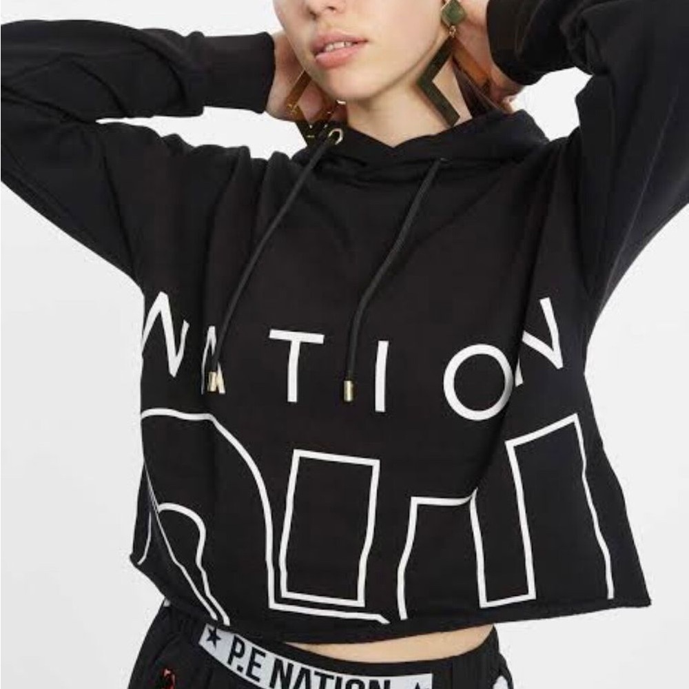 P.E Nation black white cropped hoodie sweatshirt size medium